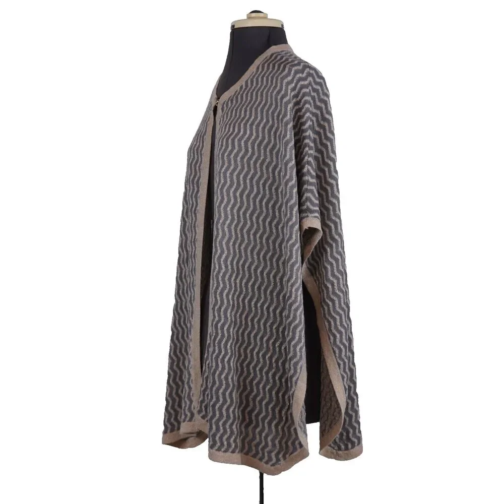 Chico's Poncho Patsy Chevron Ruana Metallic Gold Grey Festive Cape OS Sweater - Picture 6 of 10